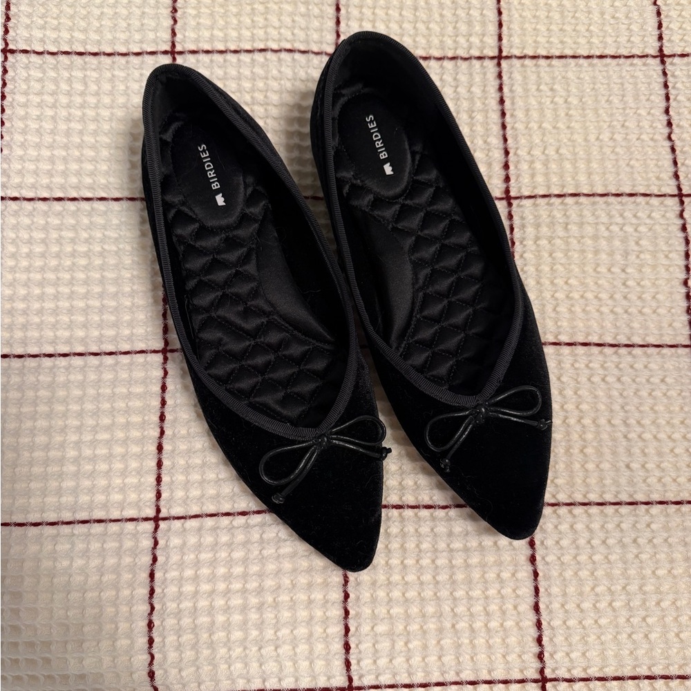 Birdies Black Velvet Flats with Bow